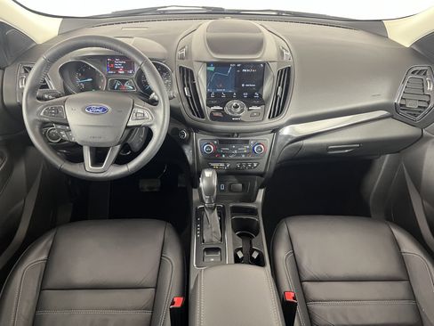 Used 2019 Ford Escape Titanium image 10