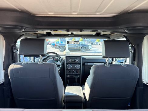 Used 2010 Jeep Wrangler Sport AWD/4WD image 9