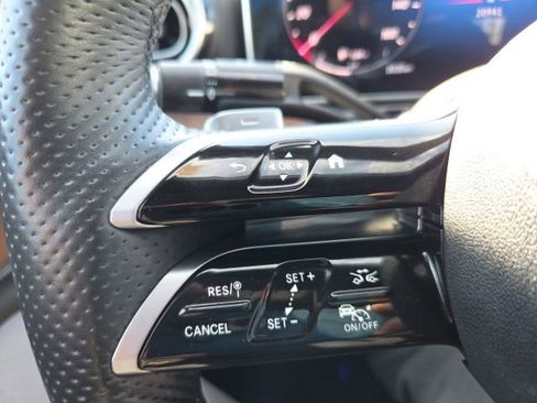 Used 2024 Mercedes-Benz CLE 450 4MATIC Cabriolet image 33