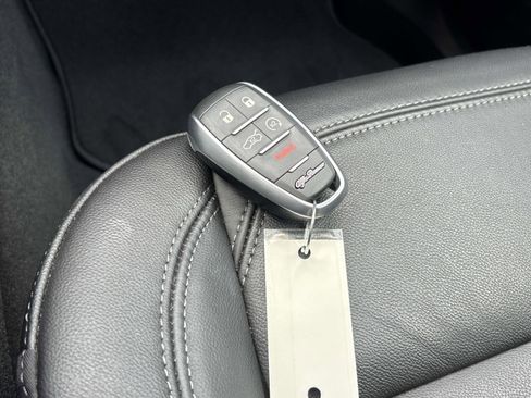 Used 2022 Alfa Romeo Stelvio Ti image 23