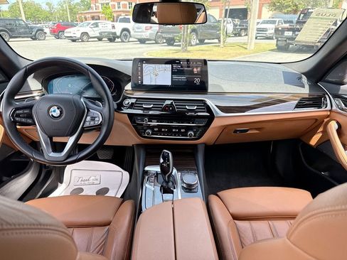 Used 2023 BMW 530i xDrive w/ Premium Package AWD/4WD image 25