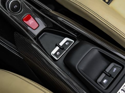 Used 2023 Ferrari F8 Tributo RWD image 73