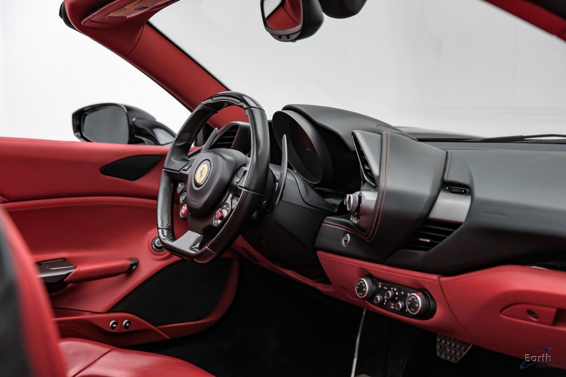 Used 2018 Ferrari 488 Spider RWD image 61