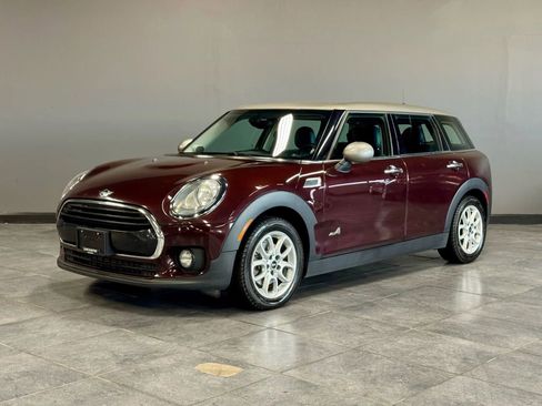 Used 2017 MINI Cooper Clubman ALL4 image 1