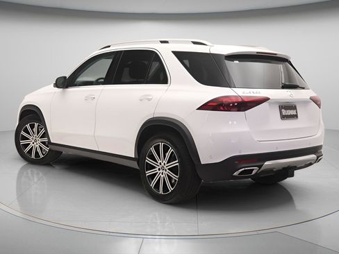 New 2026 Mercedes-Benz GLE 350 4MATIC image 2