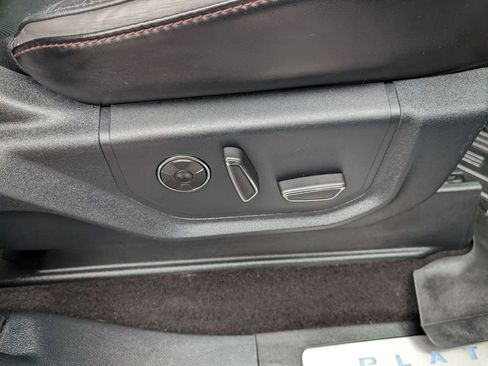 Used 2019 Ford F150 Platinum w/ Equipment Group 701A Luxury image 48