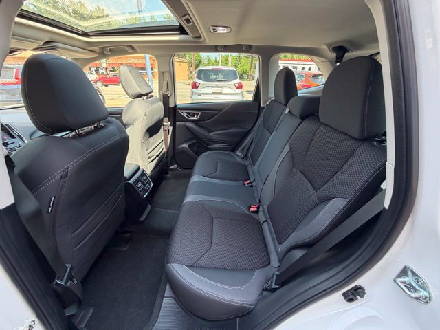 Used 2023 Subaru Forester Premium AWD/4WD image 15