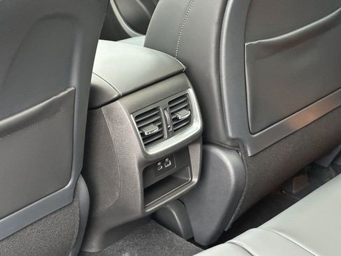 Used 2025 INFINITI QX50 Luxe w/ Accent Package image 24