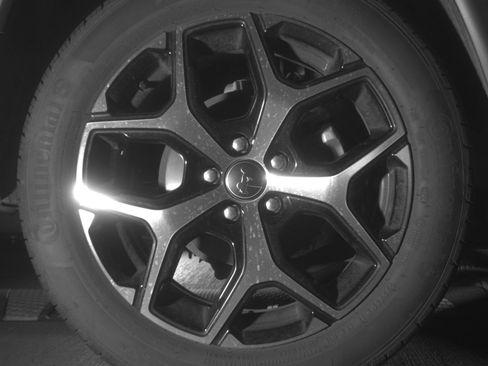 Used 2025 Jeep Compass Limited image 15