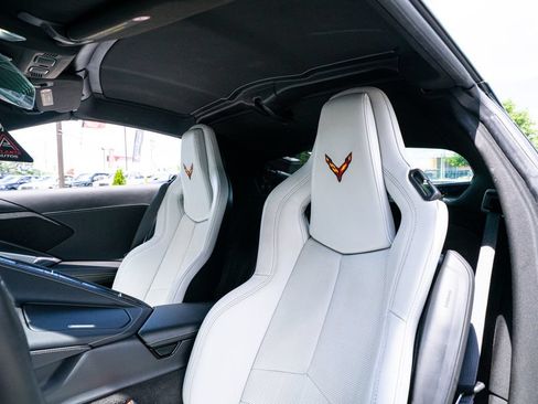 Used 2020 Chevrolet Corvette Stingray Coupe w/ 1LT RWD image 36