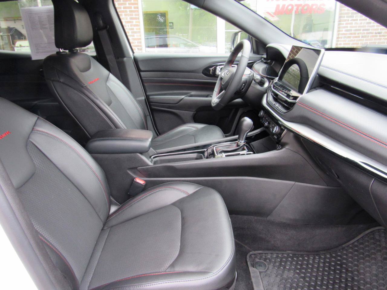 Used 2026 Jeep Compass Trailhawk AWD/4WD image 31