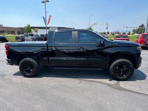 Used 2022 Chevrolet Silverado 1500 LT Trail Boss w/ LT Trail Boss Premium Package AWD/4WD image 7