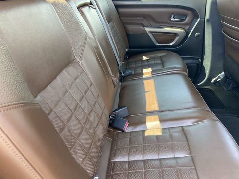 Used 2021 Nissan Titan Platinum Reserve w/ Moonroof Package AWD/4WD image 23