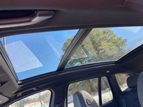 Used 2024 BMW X3 xDrive30i image 21