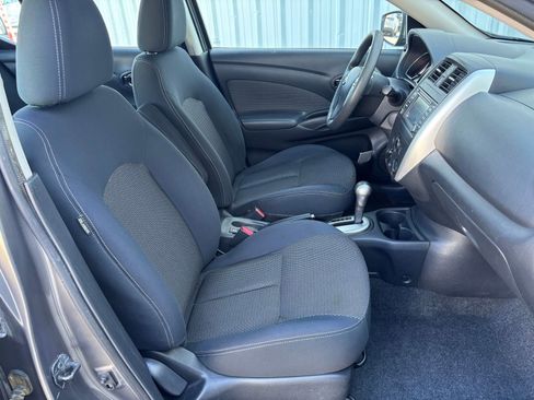 Used 2015 Nissan Versa 1.6 SL image 28
