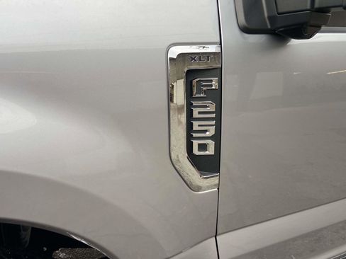 Used 2022 Ford F250 XLT w/ XLT Premium Package image 28