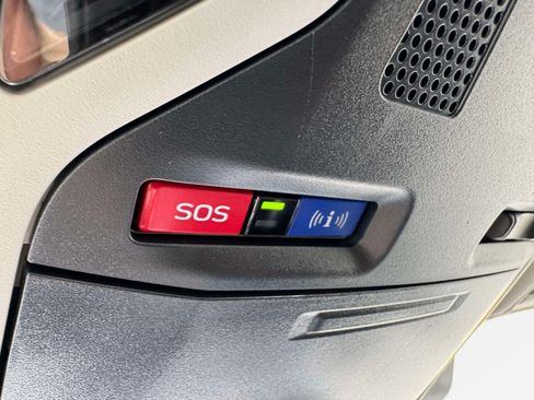 Used 2025 Subaru Legacy Premium AWD/4WD image 33