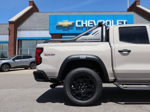 New 2026 Chevrolet Colorado Trail Boss w/ Midnight Edition AWD/4WD image 37