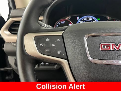 Certified 2023 GMC Acadia Denali w/ Denali Ultimate Package AWD/4WD image 29