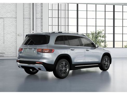New 2026 Mercedes-Benz GLB 250 4MATIC image 21
