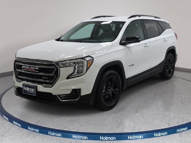 Used 2023 GMC Terrain AT4 AWD/4WD image 1