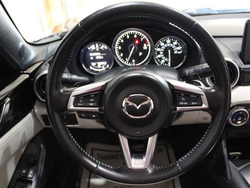 Used 2021 MAZDA MX-5 Miata Grand Touring image 15