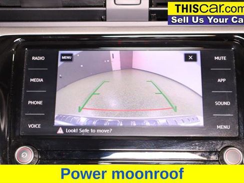 Used 2021 Volkswagen Passat 2.0T SE w/ Luggage Net & Mats Package FWD image 17