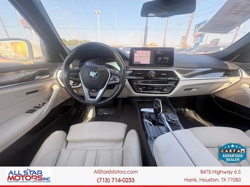 Used 2023 BMW 530i xDrive w/ Convenience Package AWD/4WD image 16