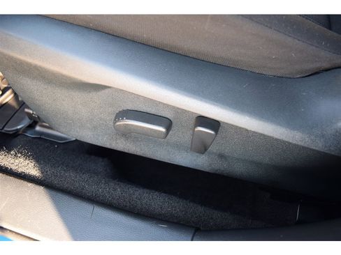 Used 2023 Subaru Impreza 2.0i Premium image 19