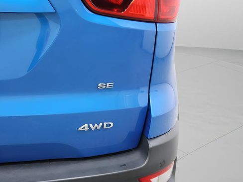 Used 2019 Ford EcoSport SE w/ SE Convenience Package image 36