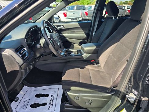 Used 2024 Dodge Durango SXT w/ SXT Blacktop Group RWD image 8