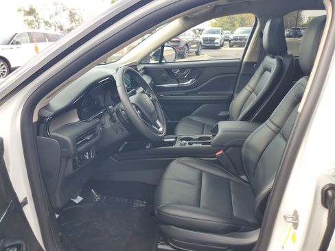 New 2026 Lincoln Corsair Reserve image 12