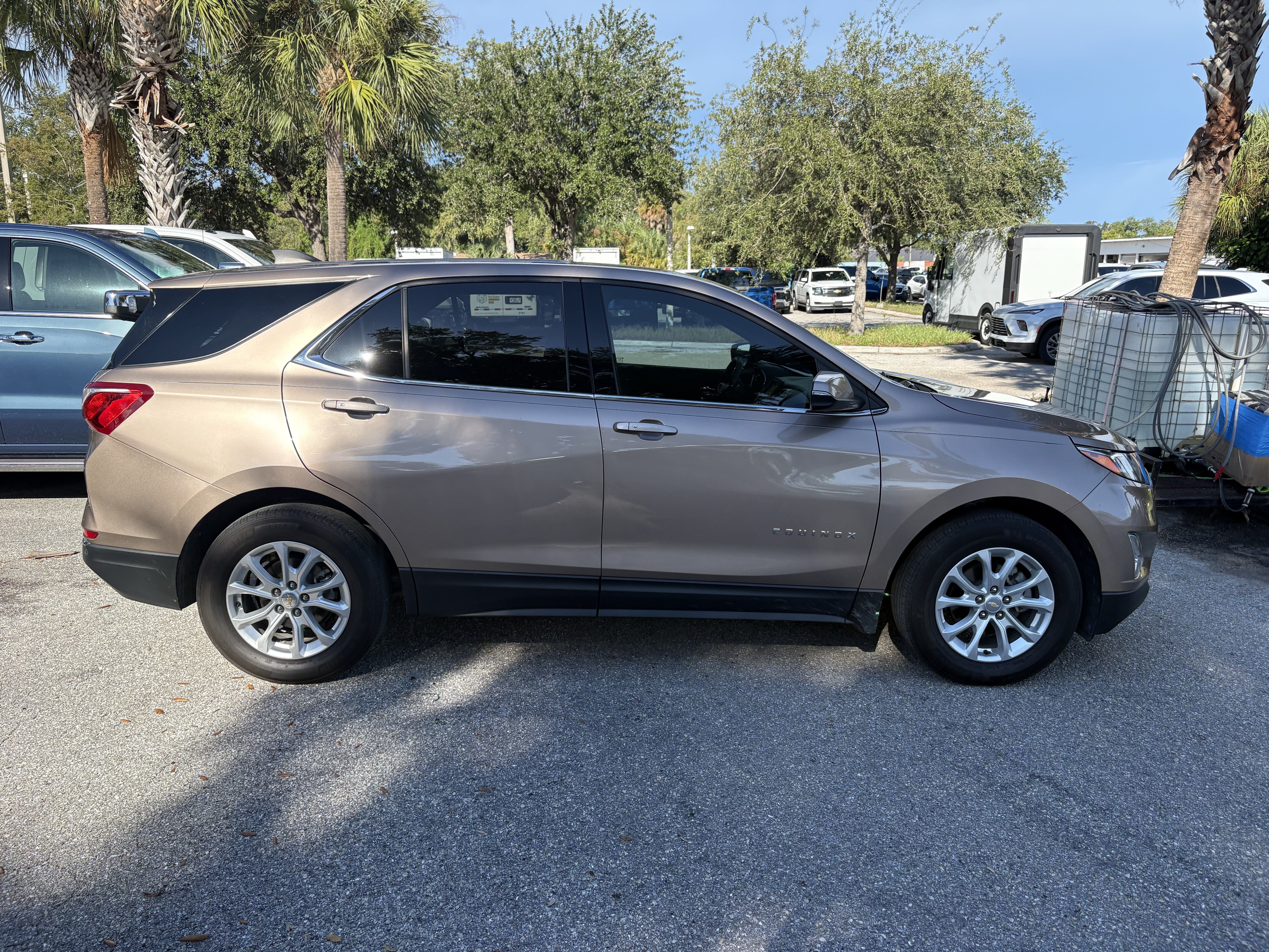 Used 2019 Chevrolet Equinox LT FWD image 8