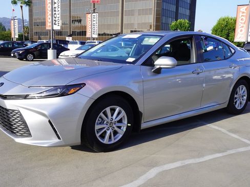 Certified 2026 Toyota Camry LE FWD image 4