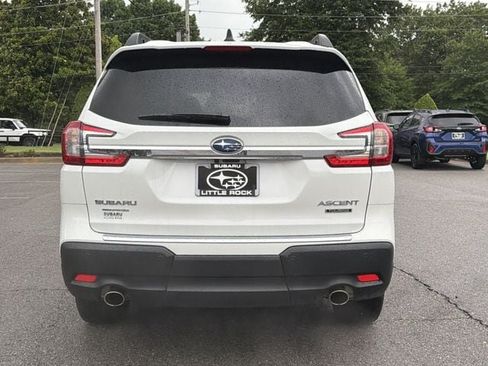 Used 2025 Subaru Ascent Touring AWD/4WD image 4