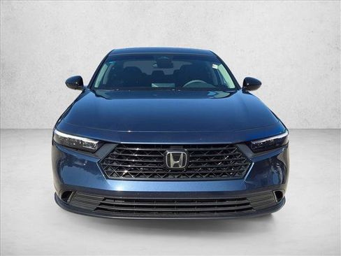 Used 2025 Honda Accord SE image 2