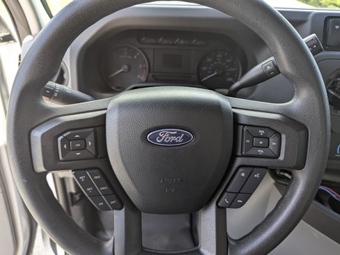 Certified 2025 Ford E-450 and Econoline 450 Super Duty w/ Power Equipment Group RWD image 32