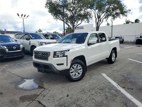 Certified 2023 Nissan Frontier SV image 31