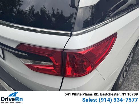 Used 2023 Honda Odyssey EX-L image 11
