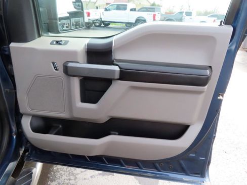 Used 2018 Ford F150 XLT image 45