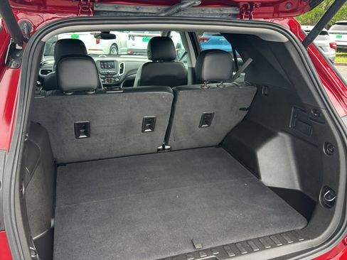 Used 2021 Chevrolet Equinox LT image 13