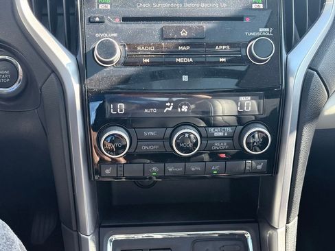 Used 2021 Subaru Ascent Limited w/ Technology Package AWD/4WD image 12