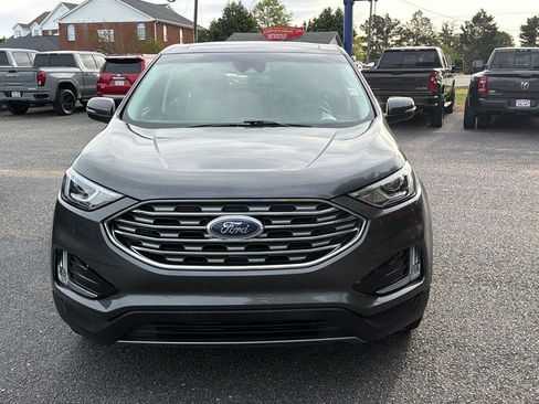 Used 2019 Ford Edge SEL w/ Equipment Group 201A FWD image 2