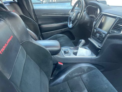 Used 2017 Jeep Grand Cherokee Trailhawk w/ Trailhawk Luxury Group AWD/4WD image 7