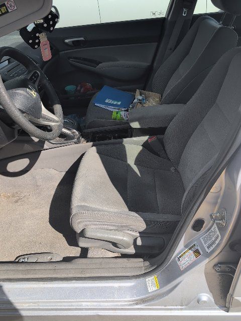 Used 2011 Honda Civic LX image 2