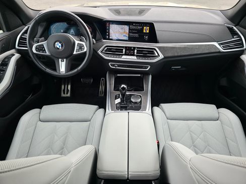 Certified 2023 BMW X5 xDrive40i w/ M Sport Package AWD/4WD image 10