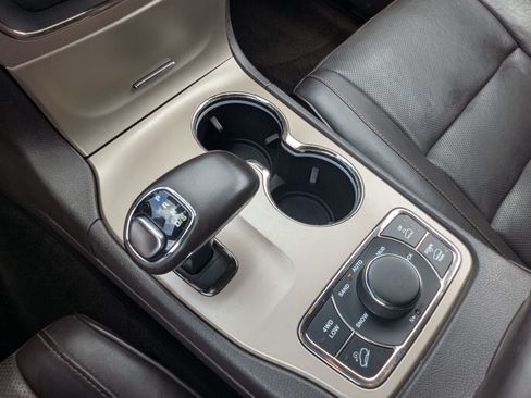Used 2014 Jeep Grand Cherokee Summit AWD/4WD image 27