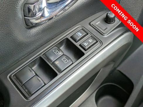 Used 2017 Nissan Titan PRO-4X AWD/4WD image 17