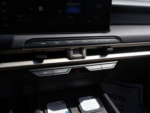 New 2027 Kia Telluride EX FWD image 36