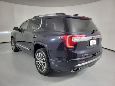 Used 2022 GMC Acadia Denali w/ Denali Ultimate Package image 3